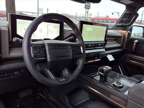 New 2025 GMC Hummer EV 3X w/ LPO, Roof Cross Rail Package image 9