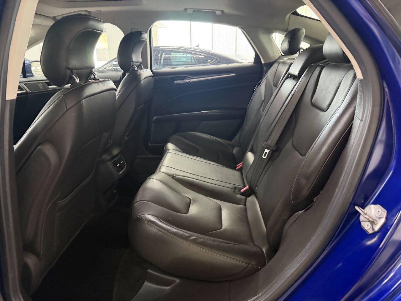 Used 2014 Ford Fusion Titanium FWD image 13