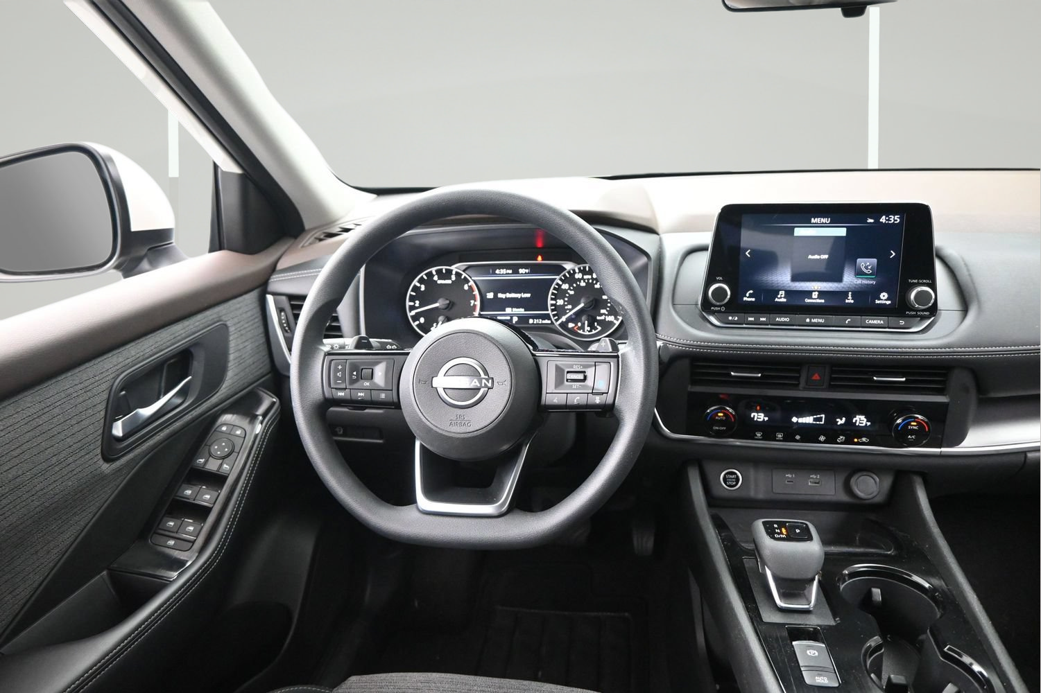 Certified 2023 Nissan Rogue SV FWD image 12
