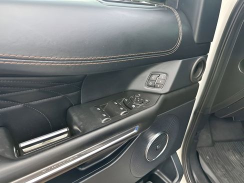 Used 2021 Ford Expedition Platinum RWD image 26