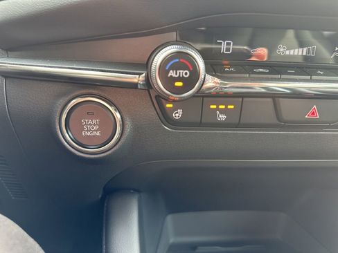 New 2026 MAZDA MAZDA3 Hatchback w/Premium Plus Pkg image 44