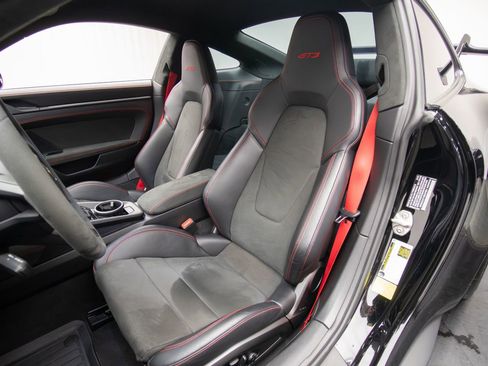Used 2022 Porsche 911 GT3 RWD image 11