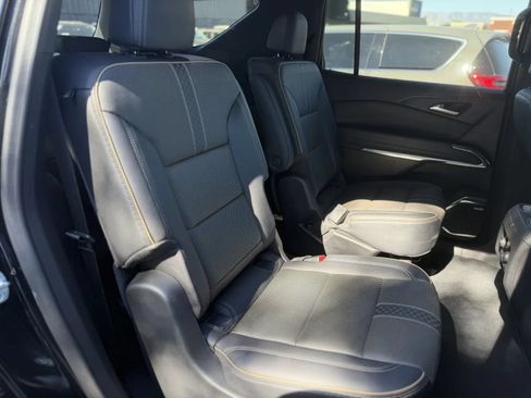 Used 2025 Chevrolet Traverse High Country w/ LPO, Floor Liner Package AWD/4WD image 20