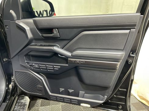 Used 2025 Toyota 4Runner TRD Off-Road Premium w/ Tow Technology Package image 11