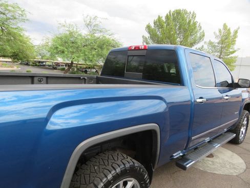 Used 2015 GMC Sierra 1500 Denali w/ Driver Alert Package AWD/4WD image 10