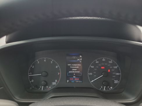 Used 2025 Toyota Corolla Cross LE FWD image 24