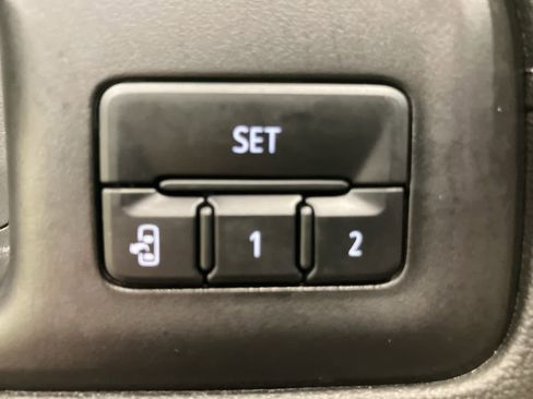 Used 2022 Chevrolet Silverado 2500 High Country image 16