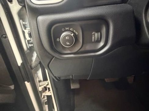Used 2023 RAM 2500 Big Horn w/ Level 1 Equipment Group RWD image 20