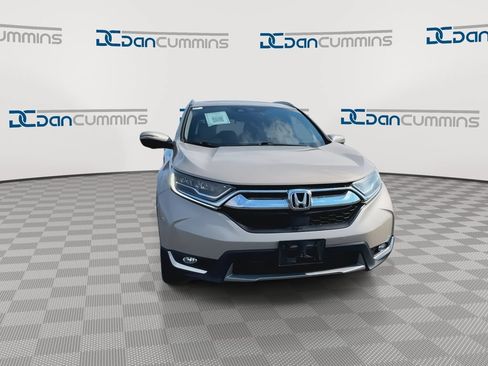 Used 2018 Honda CR-V Touring image 3