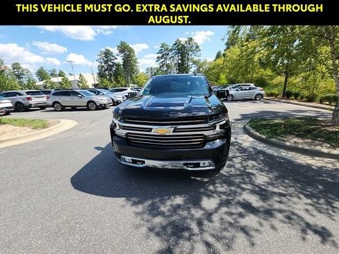 Used 2021 Chevrolet Silverado 1500 High Country w/ Technology Package AWD/4WD image 4