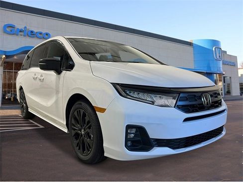 New 2026 Honda Odyssey Sport-L image 9