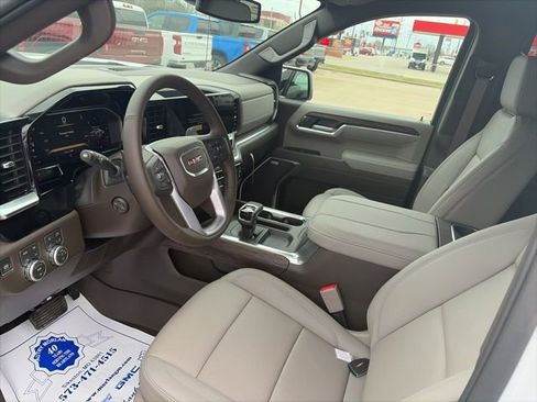 New 2026 GMC Sierra 1500 SLT w/ SLT Premium Plus Package AWD/4WD image 16
