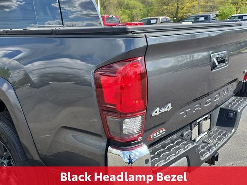 Certified 2023 Toyota Tacoma SR5 AWD/4WD image 38