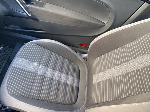 Used 2014 Volkswagen Beetle R-Line image 13