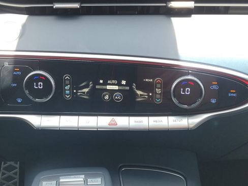 New 2025 Genesis GV70 3.5T Sport w/ Sport Prestige Package image 18