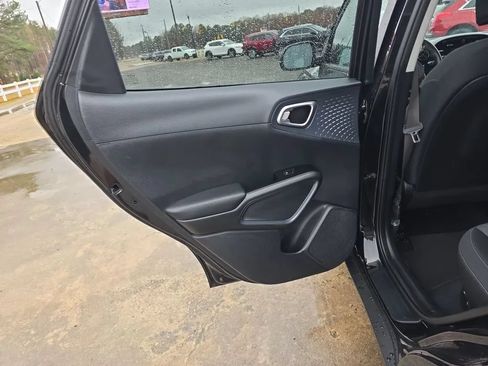 Used 2022 Kia Soul S FWD image 44