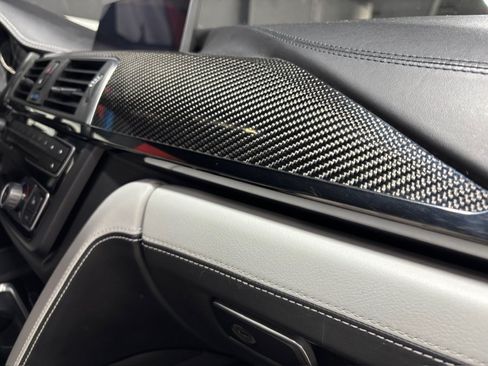 Used 2016 BMW M4 Convertible RWD image 28