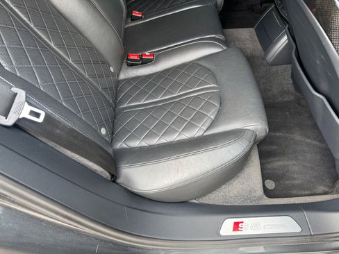 Used 2014 Audi S8 AWD/4WD image 75