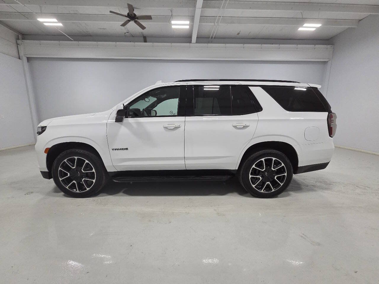 Used 2023 Chevrolet Tahoe RST w/ Max Trailering Package AWD/4WD image 6
