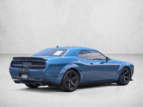 Used 2020 Dodge Challenger R/T Scat Pack RWD image 5