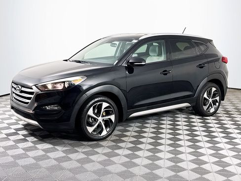 Used 2017 Hyundai Tucson Sport AWD/4WD image 4