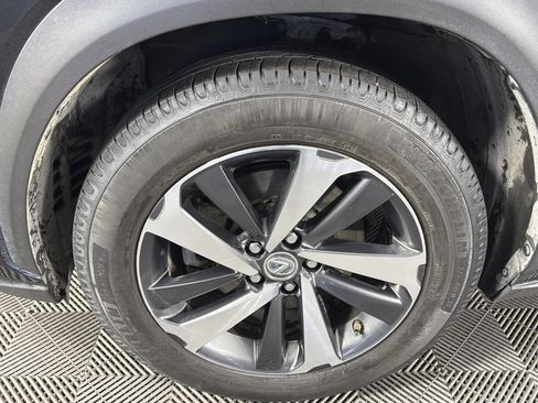 Used 2018 Lexus NX 300h AWD w/ Premium Package image 6