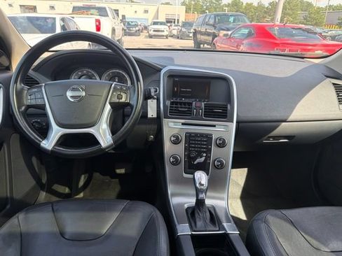 Used 2013 Volvo XC60 3.2 AWD/4WD image 16