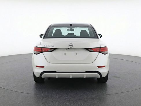 Used 2025 Nissan Sentra S FWD image 7
