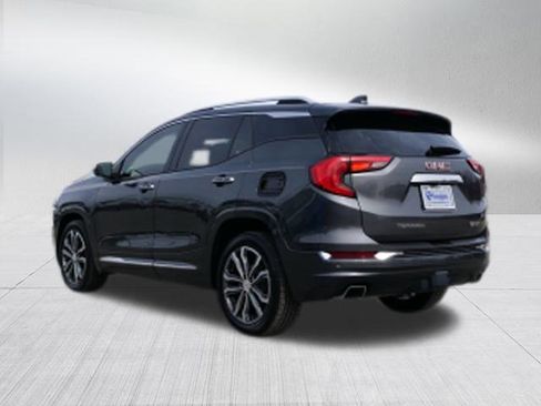 Used 2019 GMC Terrain Denali w/ Advanced Safety Package image 5