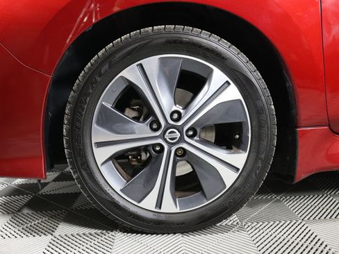 Used 2018 Nissan Leaf SL w/ SL Technology Package image 9