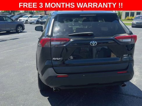 Used 2019 Toyota RAV4 XLE Premium w/ All Weather Liner Package AWD/4WD image 8