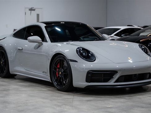 Used 2024 Porsche 911 Carrera GTS RWD image 16
