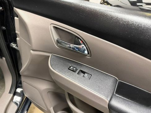 Used 2016 Honda Odyssey Touring Elite image 44