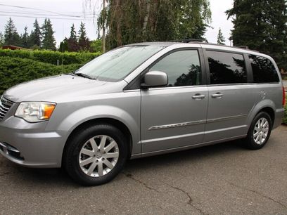 Used 2014 Chrysler Town & Country Touring