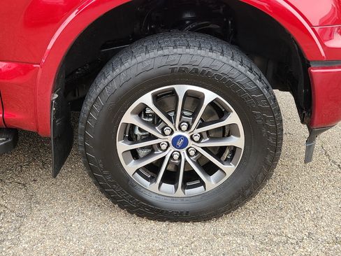 Used 2019 Ford F150 Lariat w/ Equipment Group 502A Luxury AWD/4WD image 8