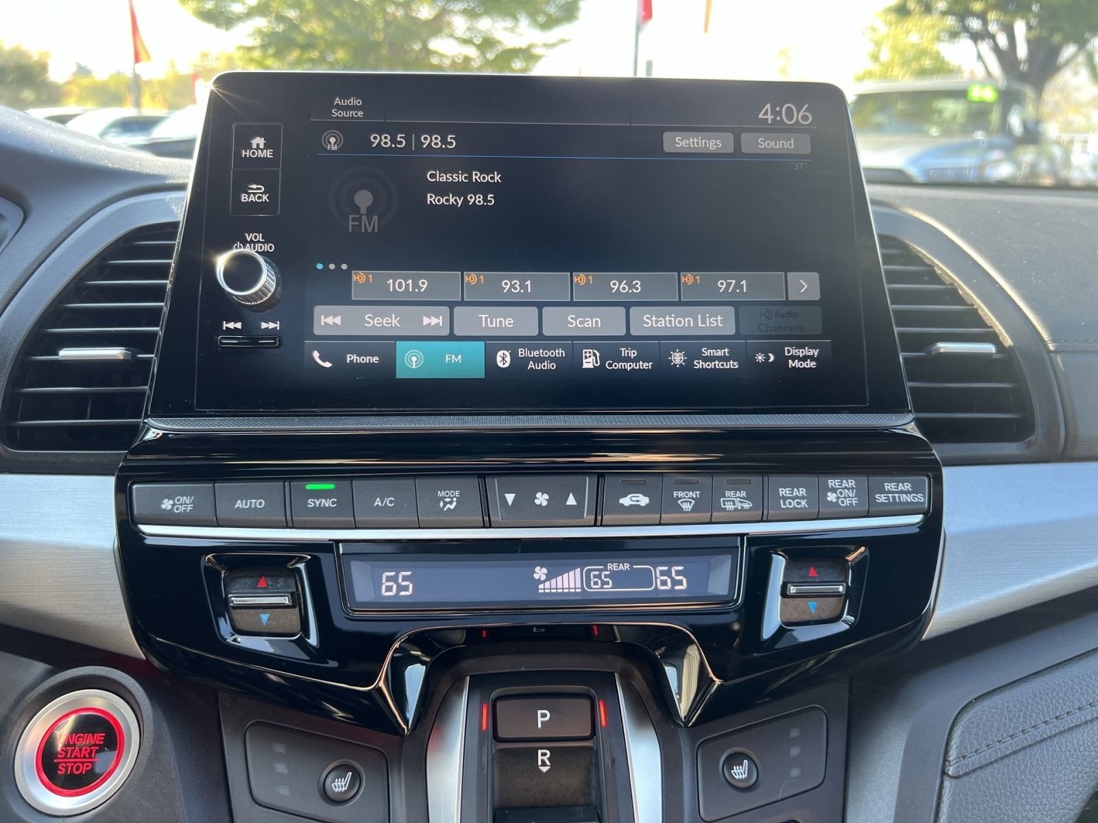 Used 2025 Honda Odyssey Sport-L image 18