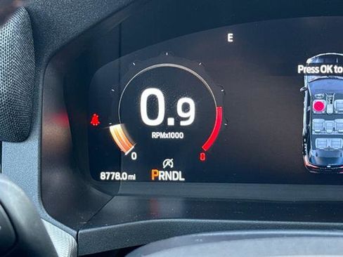 Used 2025 Ford Explorer Active image 31