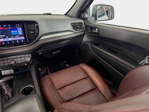 Used 2025 Dodge Durango GT image 26