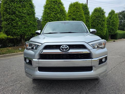 Used 2017 Toyota 4Runner Limited RWD image 8