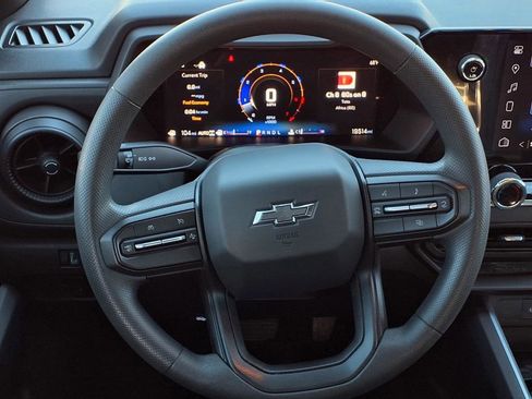 Used 2025 Chevrolet Colorado Trail Boss image 20