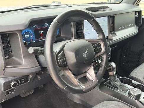 Used 2025 Ford Bronco Big Bend image 16