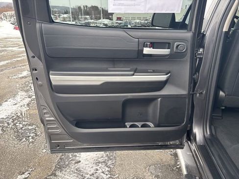 Used 2021 Toyota Tundra Limited w/ Limited Premium Package image 18