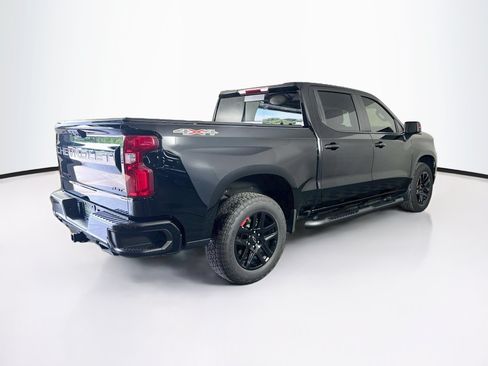 Used 2025 Chevrolet Silverado 1500 RST w/ Redline Edition AWD/4WD image 9