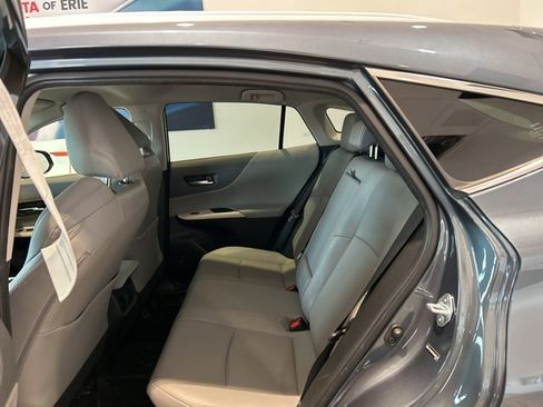 Certified 2021 Toyota Venza XLE w/ Softex Package image 16