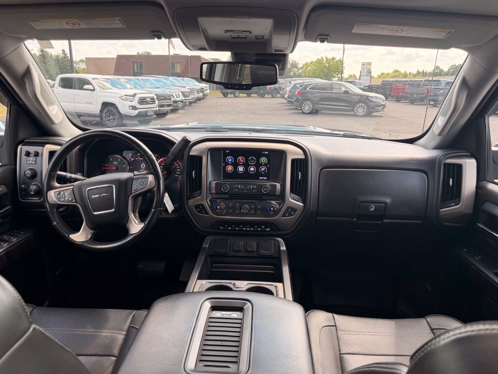 Used 2016 GMC Sierra 2500 Denali w/ Duramax Plus Package AWD/4WD image 33