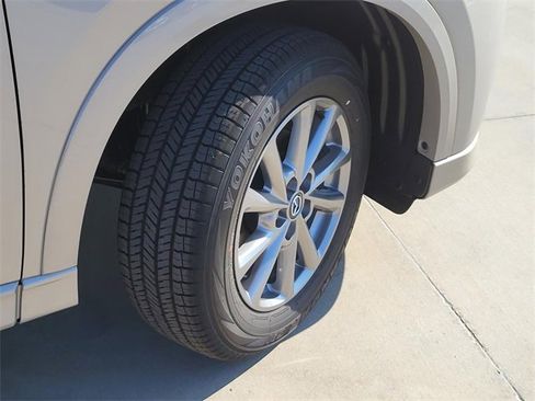 New 2025 MAZDA CX-5 AWD 2.5 S w/ Preferred Package image 6