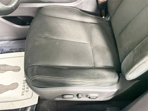 Used 2015 Nissan Murano SV image 18