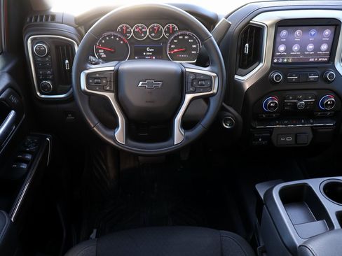 Used 2021 Chevrolet Silverado 1500 RST image 21