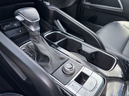 Used 2022 Kia Telluride S FWD image 23