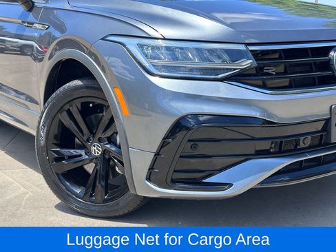 Used 2023 Volkswagen Tiguan SE R-Line FWD image 4